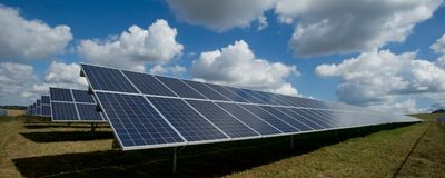 Paneles Solares en Cúcuta: Guía de Ahorro Energético y Ley 1715